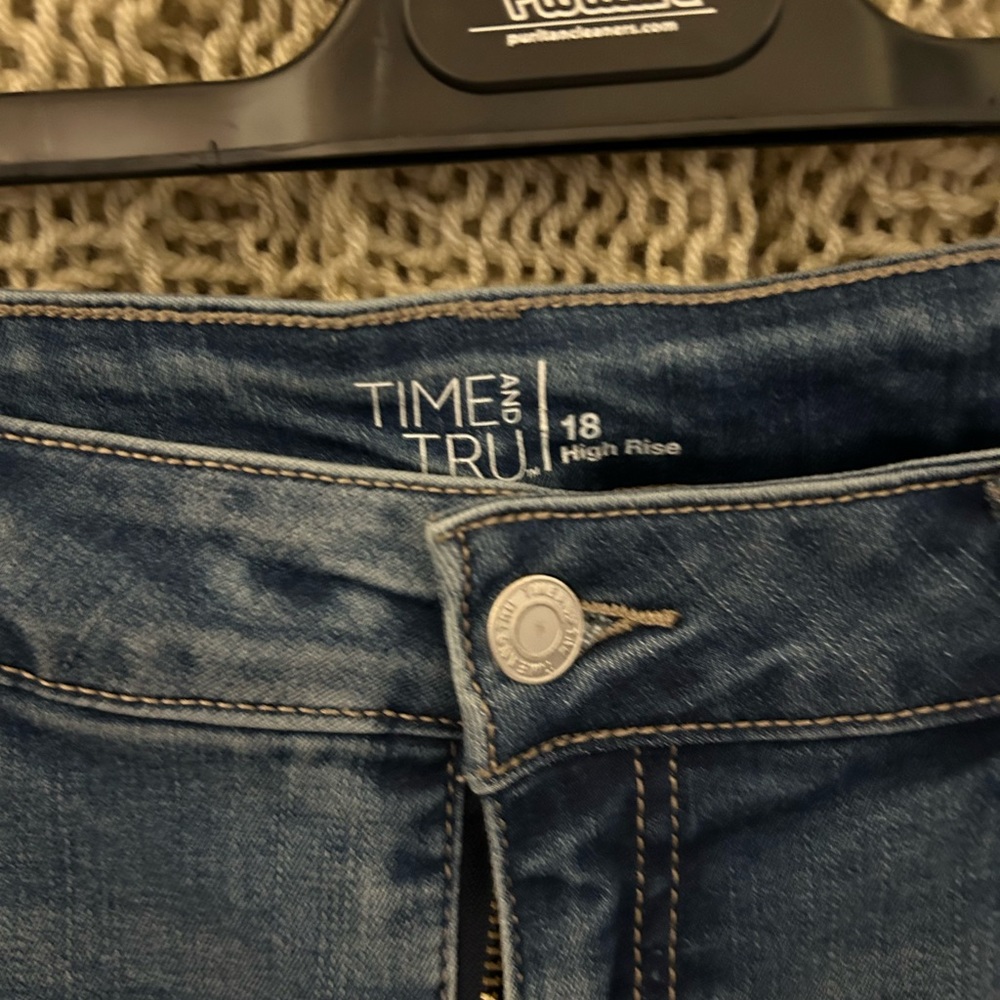 Cropped jeans - Picture 2 of 5